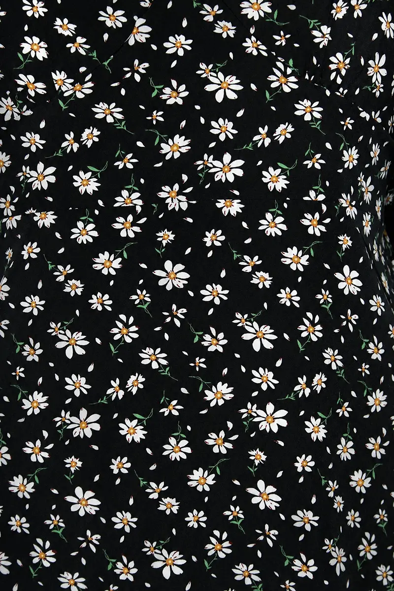 Bloom Petite Fleur Kleid weiß schwarz details